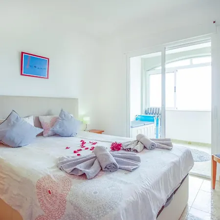 Awesome In Apartamento *